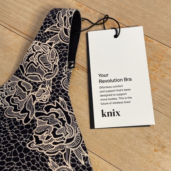 KNIX Lace Peony Revolution Wireless Bra - Picture 6 of 15